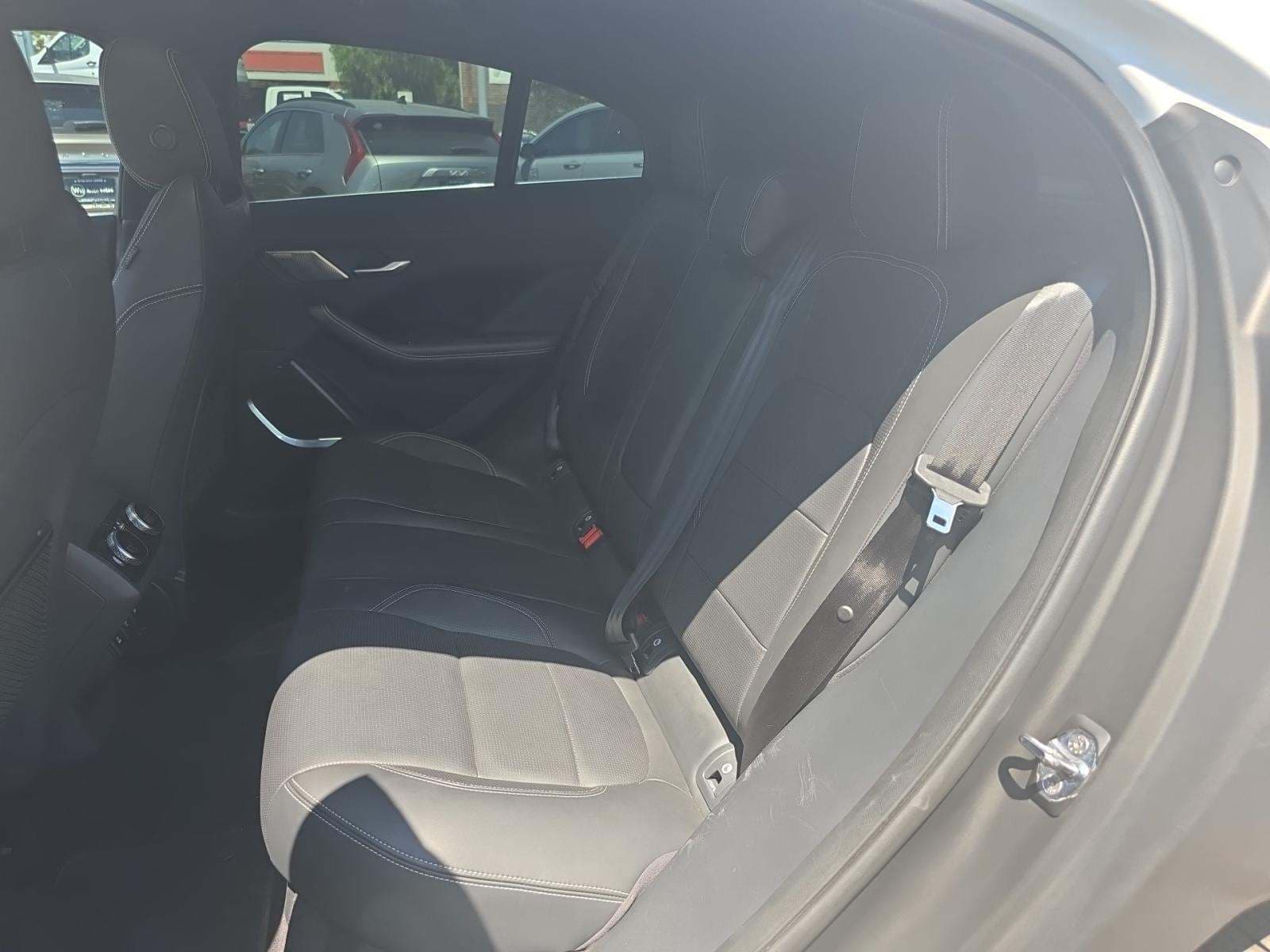 2020 Jaguar I-PACE SE photo 8