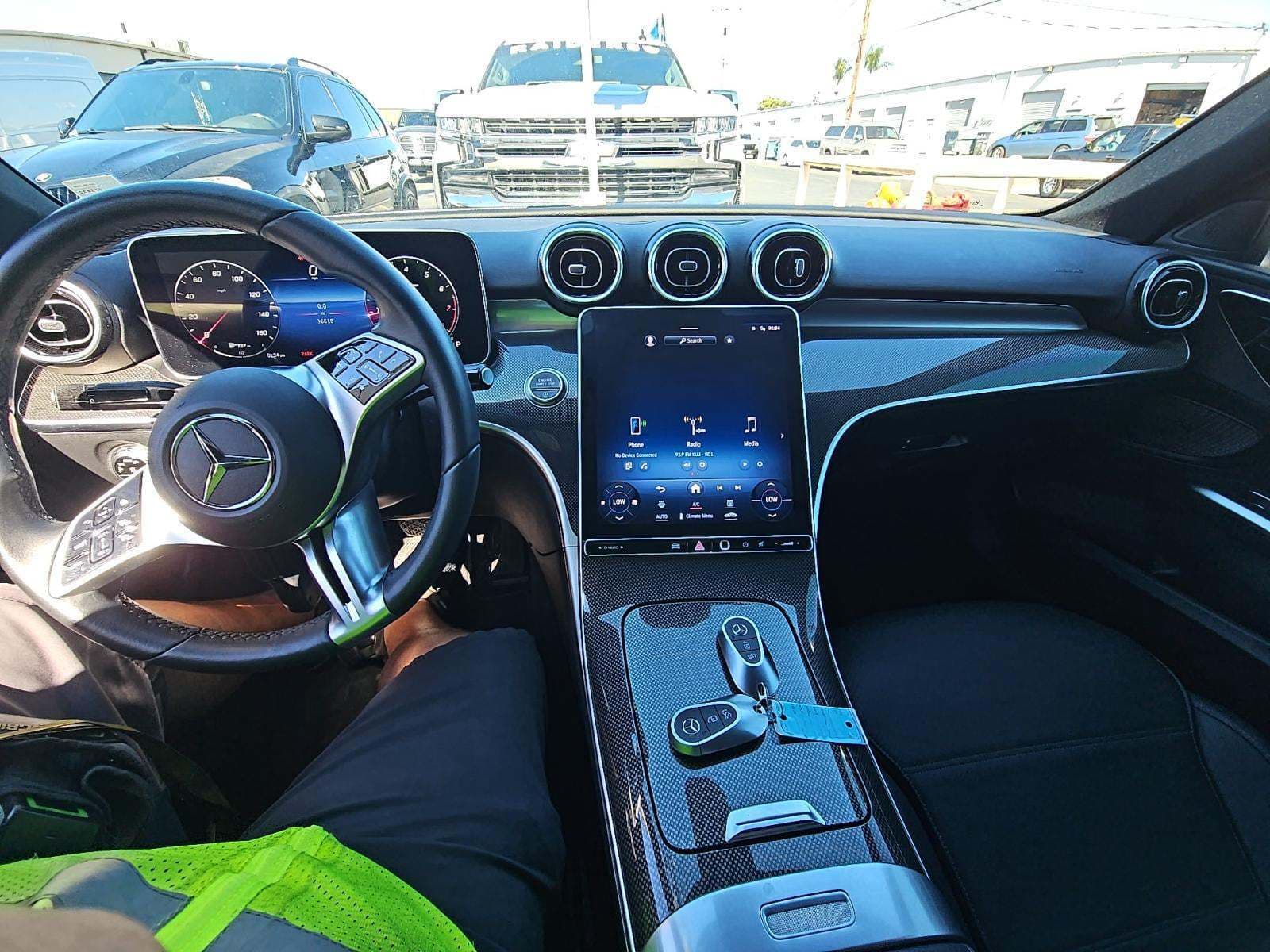 2023 Mercedes-Benz C 300 photo 5