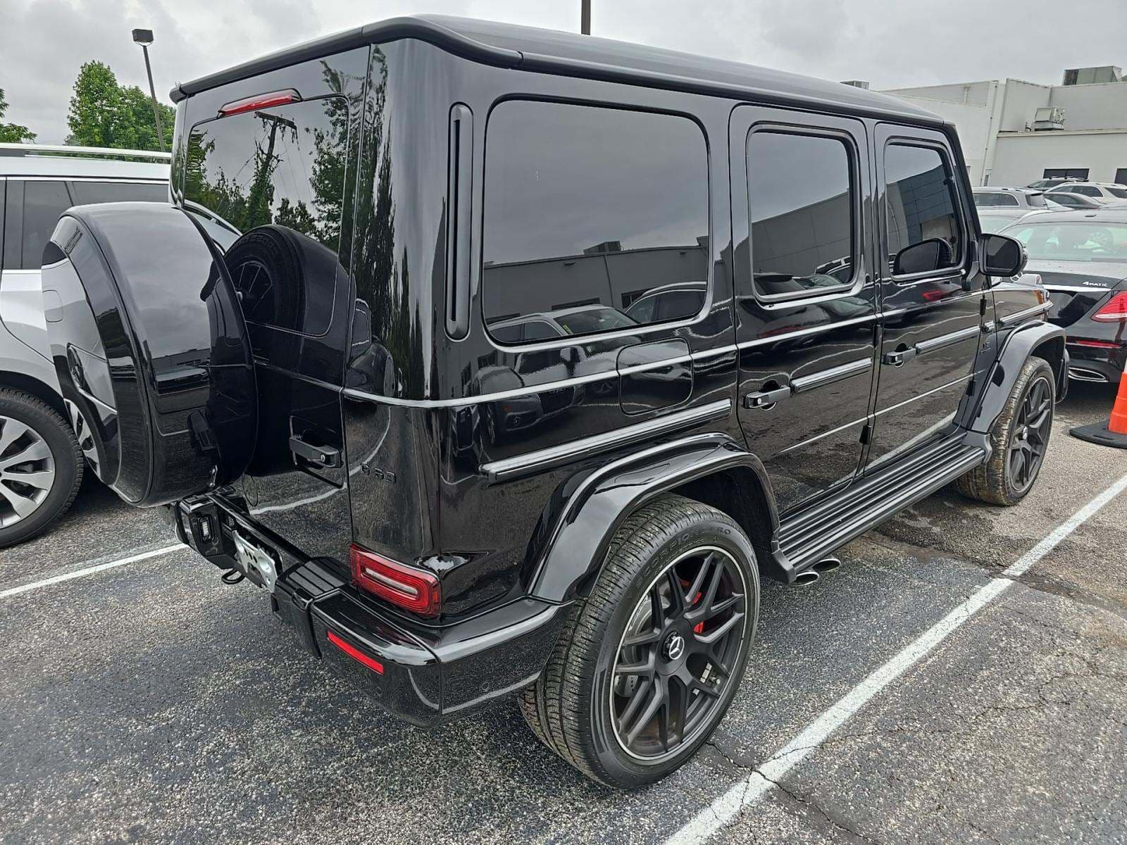 2024 Mercedes-Benz AMG G 63 4MATIC photo 3
