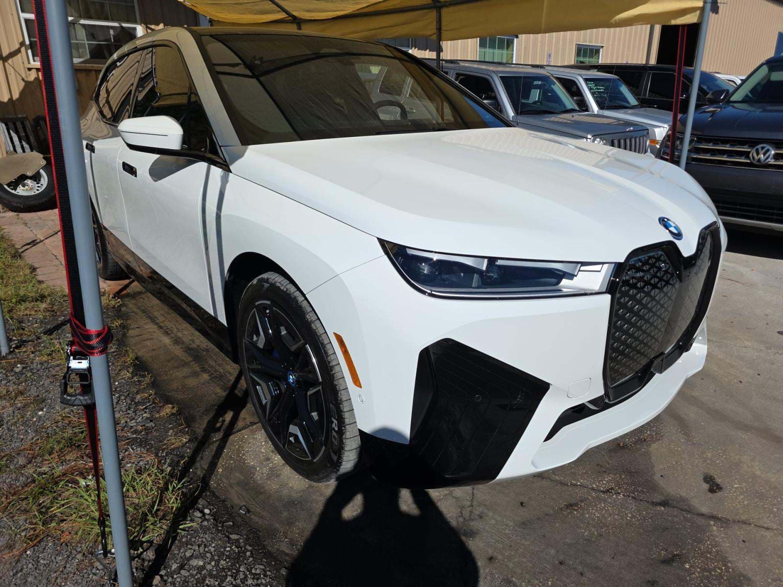 2025 BMW iX xDrive50 photo 2