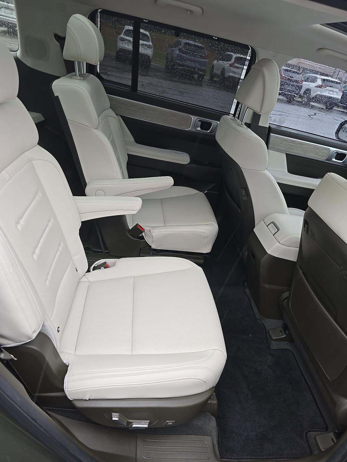 2024 Hyundai Santa Fe Calligraphy photo 8