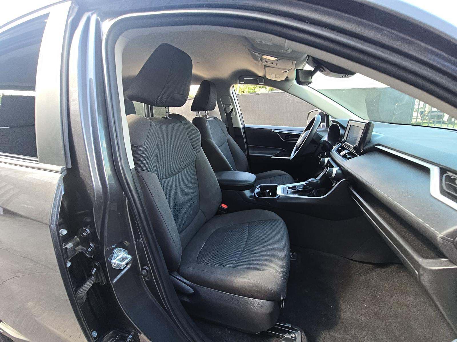 2022 Toyota RAV4 LE Provided: 2022 TOYOTA RAV4 LE photo 5