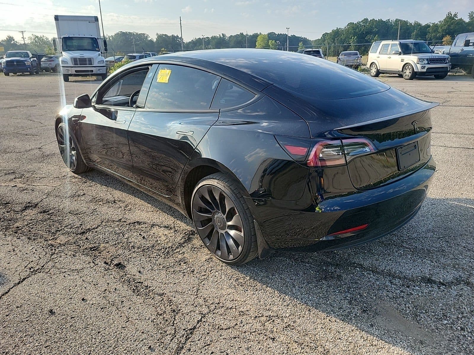 2023 Tesla Model 3 Performance photo 4