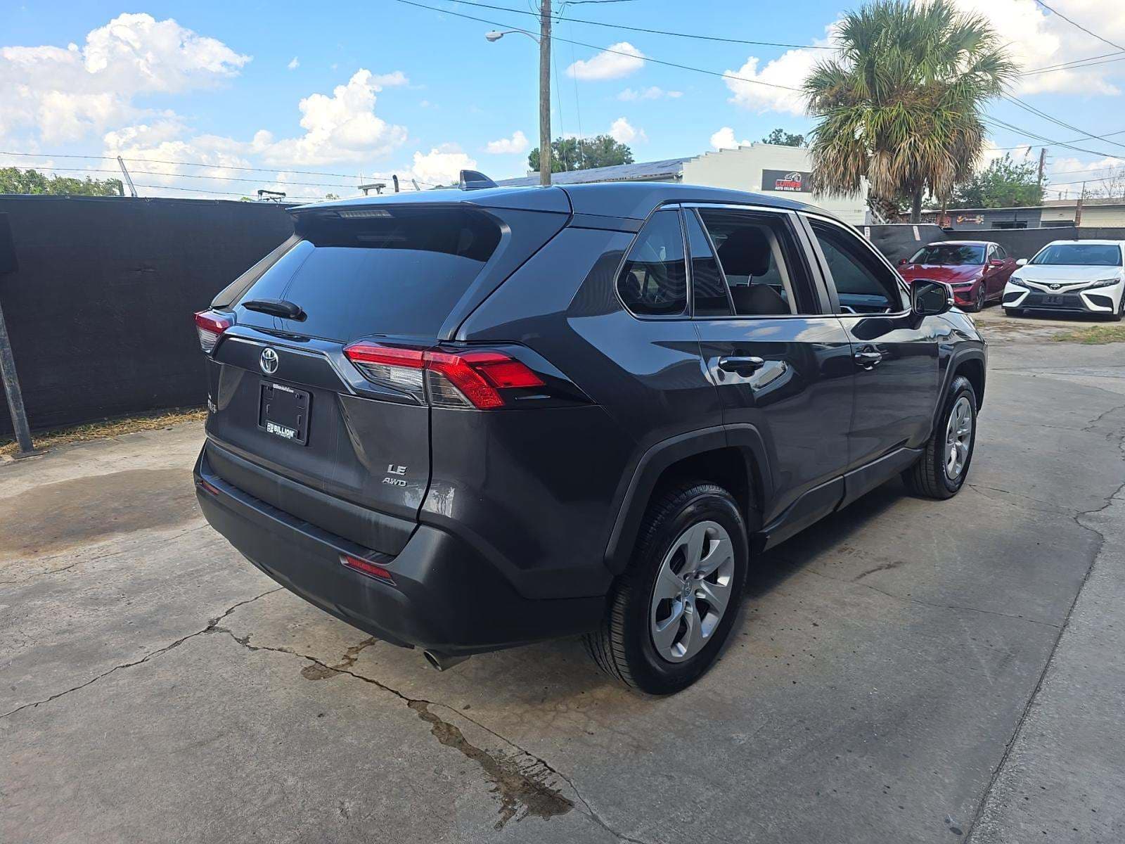 2022 Toyota RAV4 LE Provided: 2022 TOYOTA RAV4 LE photo 4