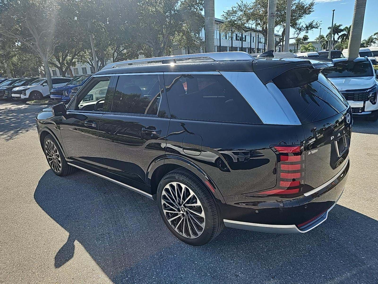 2026 Hyundai Palisade Calligraphy photo 3