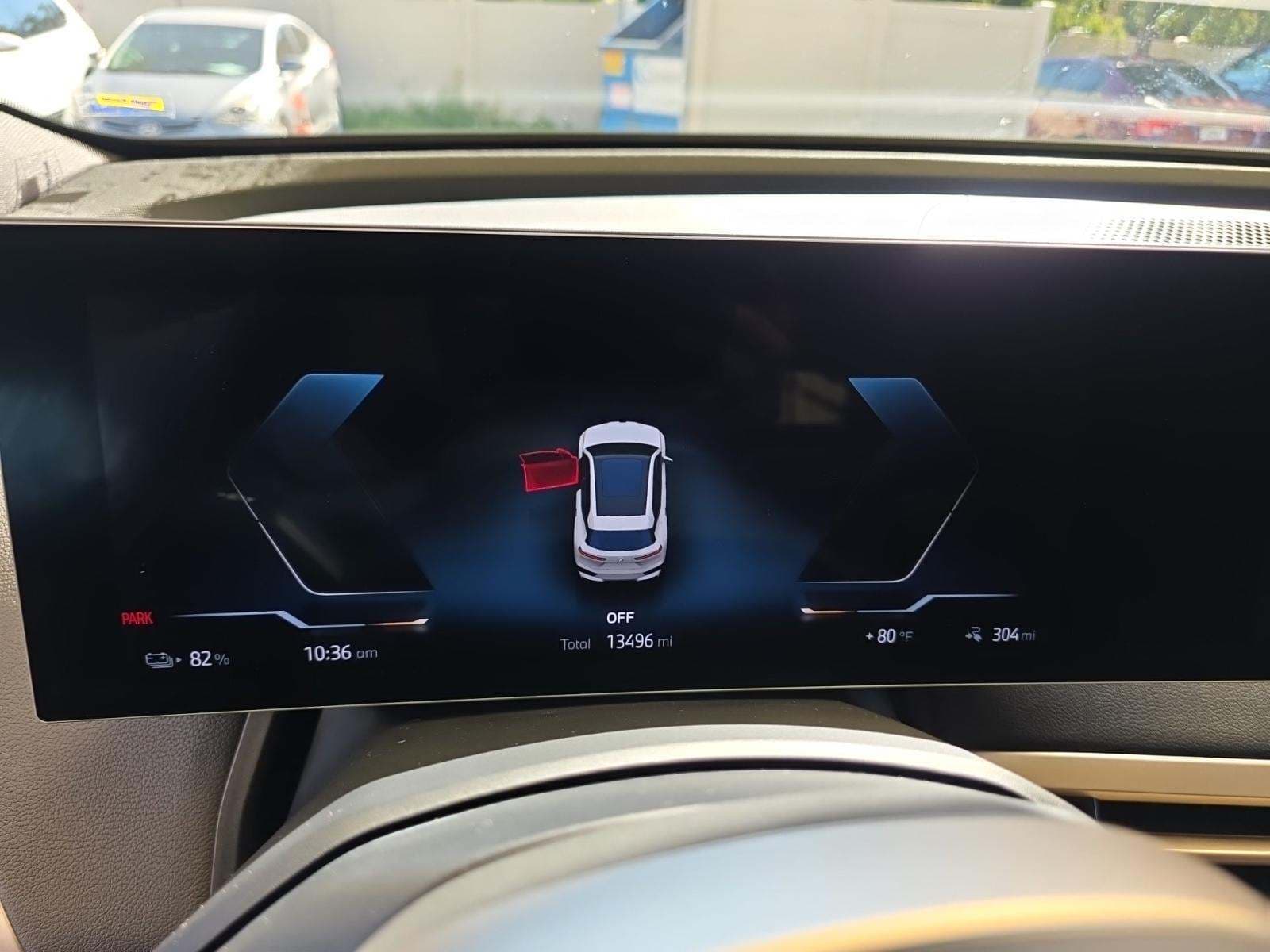 2025 BMW iX xDrive50 photo 6