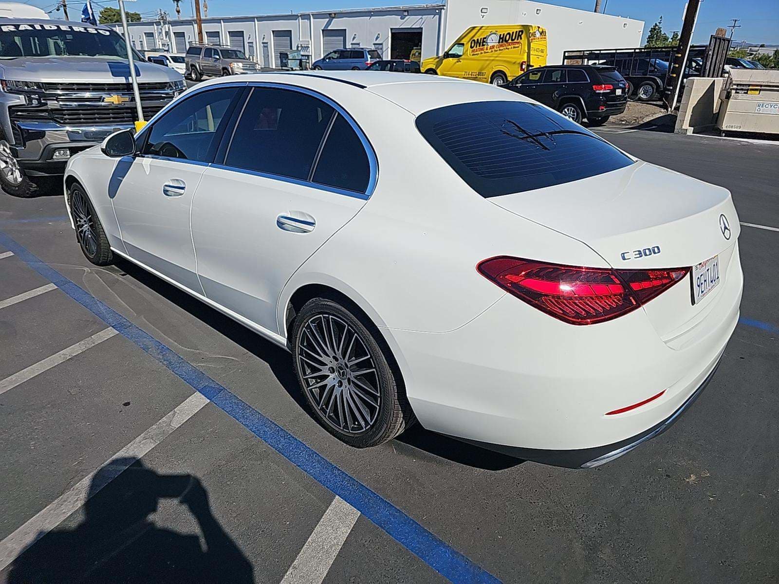 2023 Mercedes-Benz C 300 photo 4