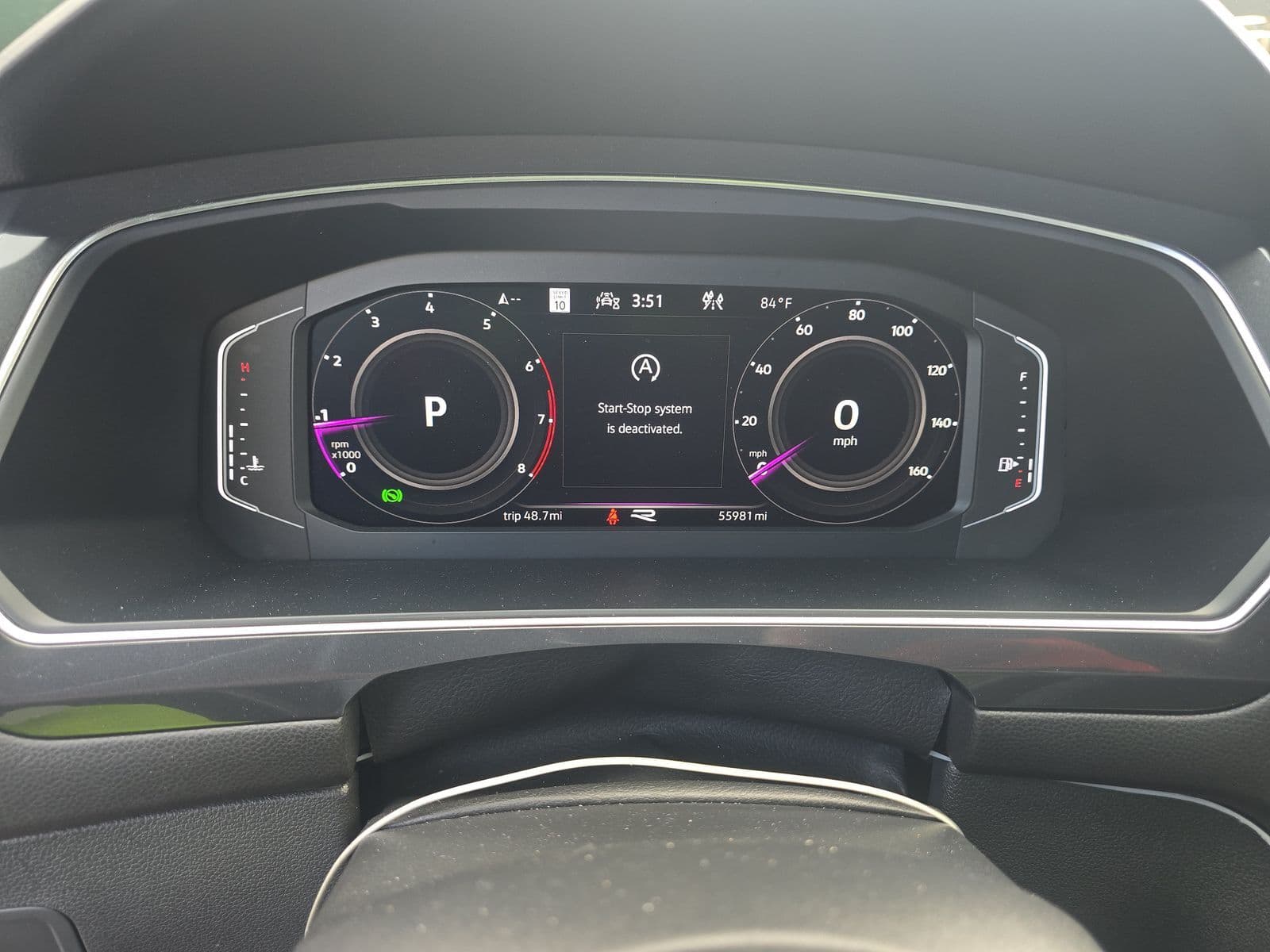 2023 Volkswagen Tiguan SEL R-Line photo 11