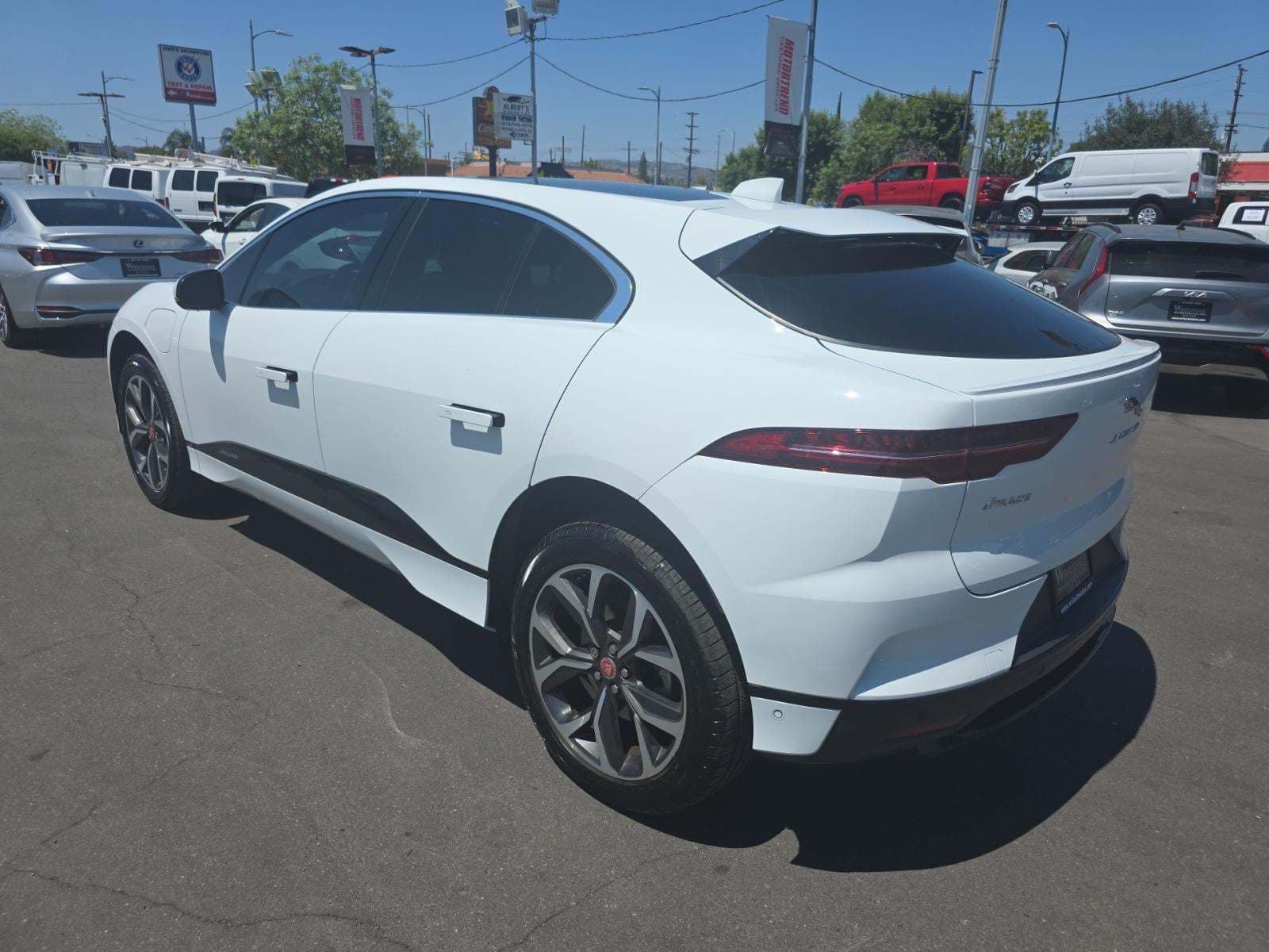 2020 Jaguar I-PACE SE photo 4