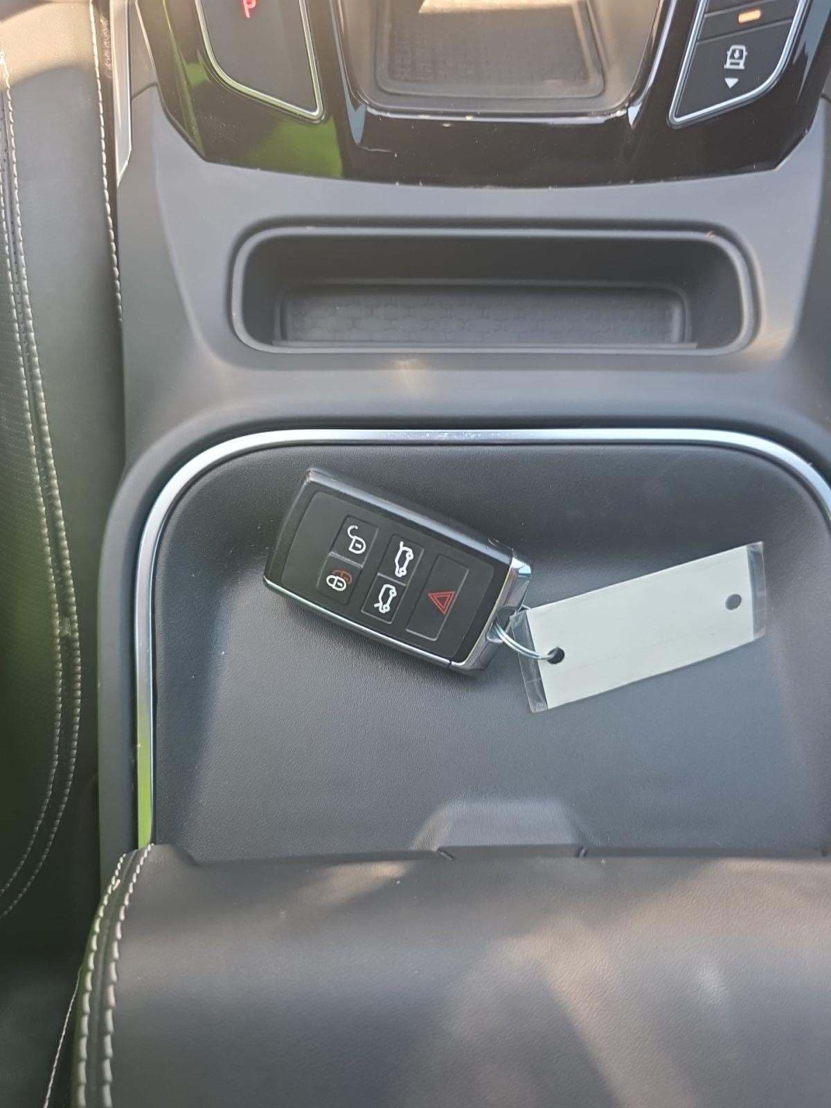 2020 Jaguar I-PACE SE photo 11